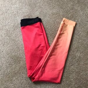 Nike hyperwarm leggings